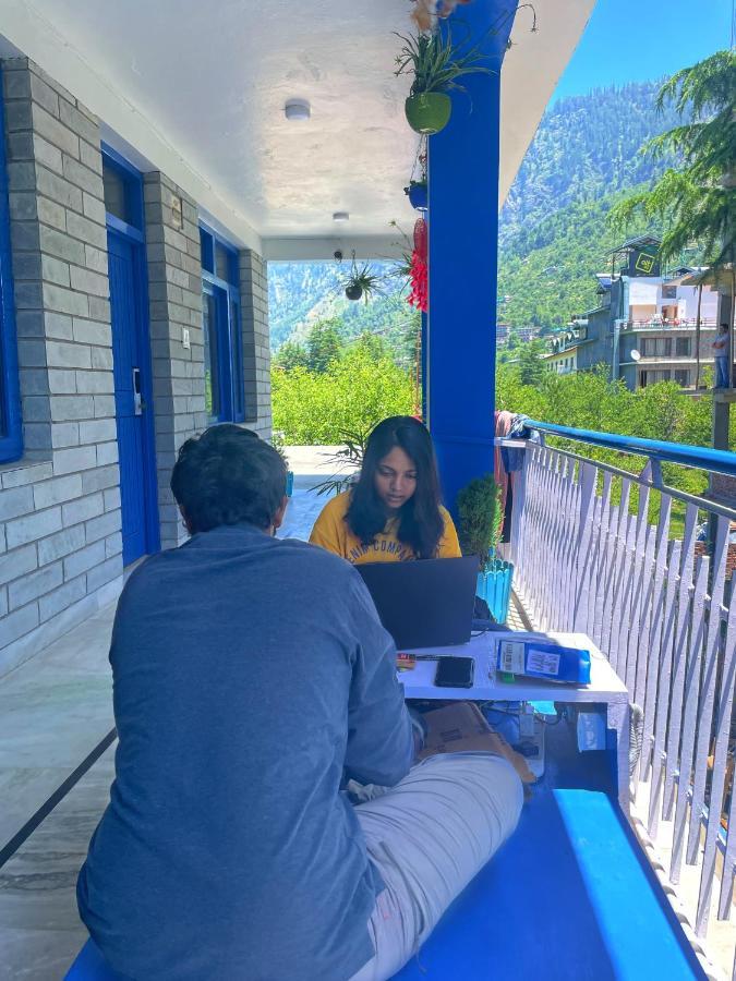 Ats -Manali Hostel Buitenkant foto