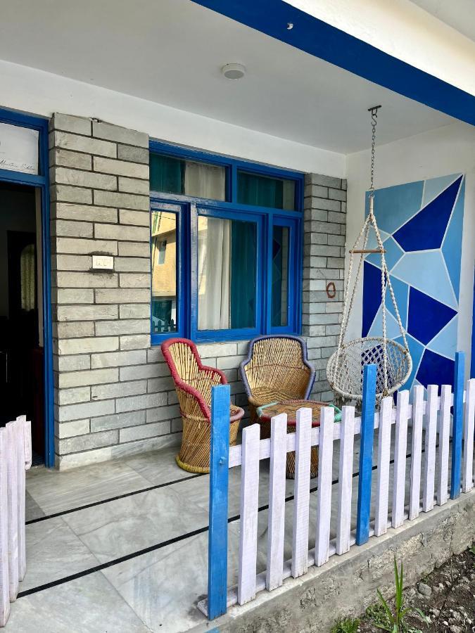 Ats -Manali Hostel Buitenkant foto